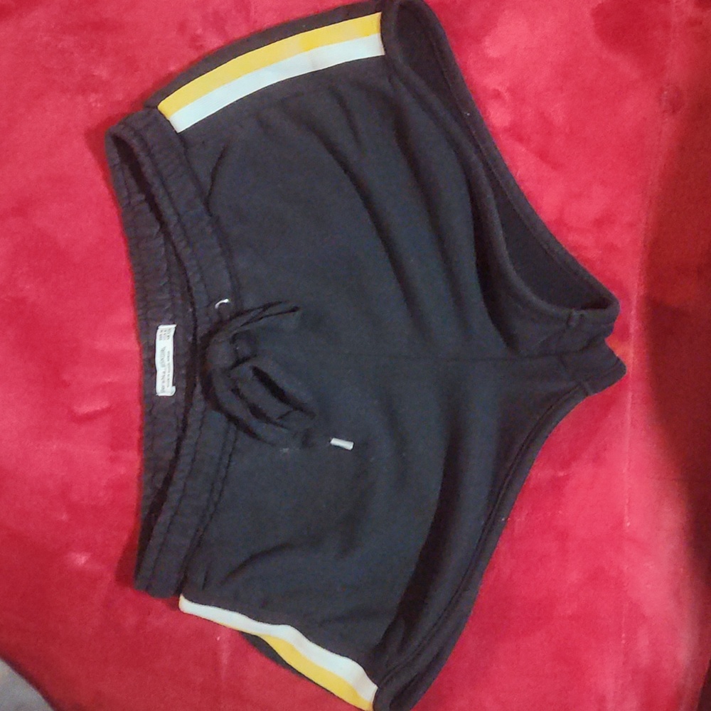 BERSHKA Shorts